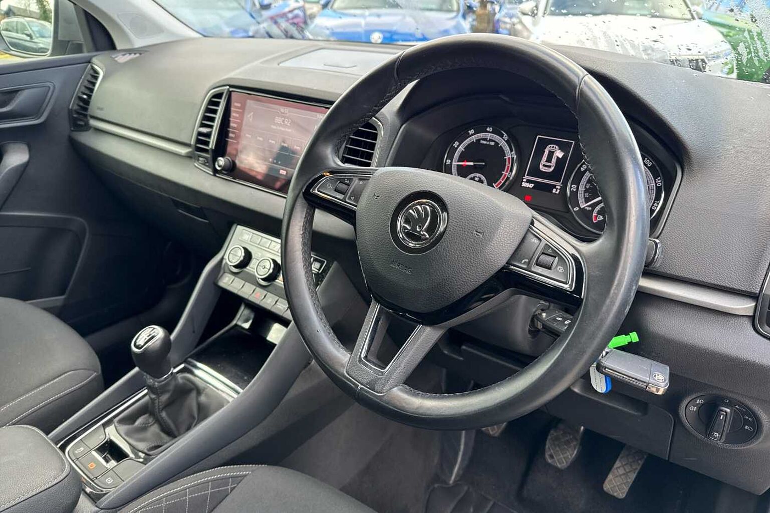 SKODA KAROQ 1.0 TSI SE 5dr