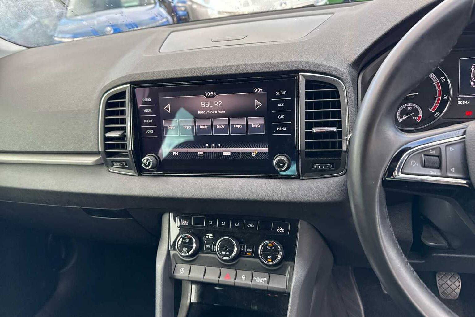 SKODA KAROQ 1.0 TSI SE 5dr