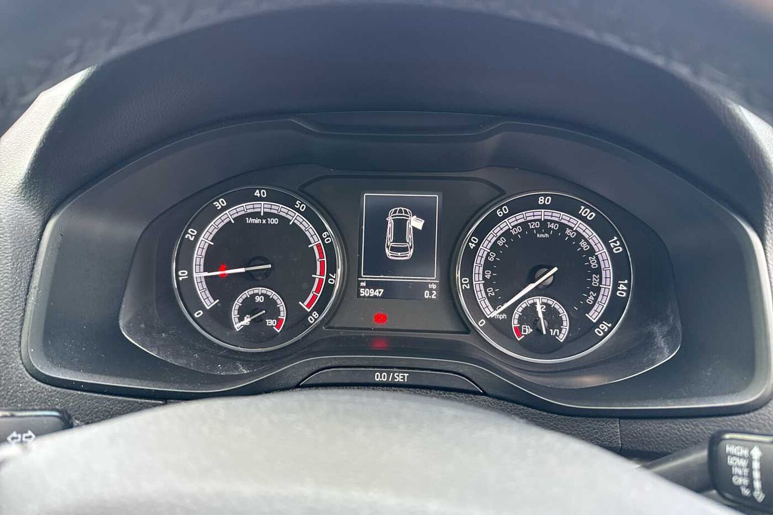 SKODA KAROQ 1.0 TSI SE 5dr